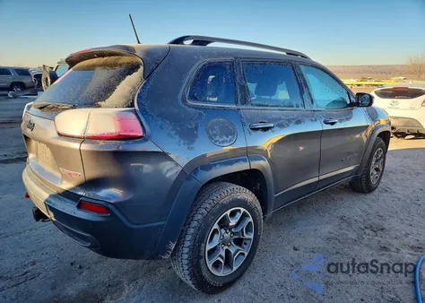 2023 Jeep Cherokee Trailhawk z USA, uszkodzony, nr VIN 1C4PJMBN3PD104982